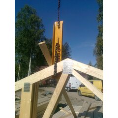 Lifting Device for Roof Truss